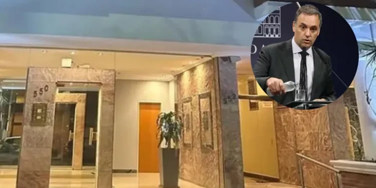 Caballito complica a Adorni: la martillera aseguró que el departamento tiene un valor mucho mayor y de una forma de compra inusual