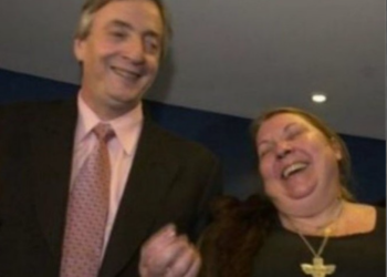 El vodevil de las culpas: Lilita, el Soviet de manual y el certificado de defunción Socialdemócrata.