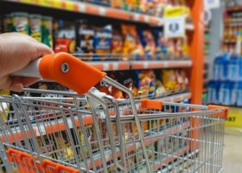 El consumo no arranca: marzo marcó otra caída y golpeó a supermercados y mayoristas