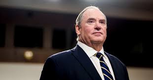 Otro sacudón en el Pentágono: echan al Secretario de la Marina en plena tensión con Irán