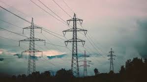 Trump amenaza con apagar a Irán si cae el diálogo