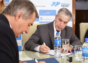 Crisis en IOSFA: el agujero que dejó la gestión Petri golpea la salud militar