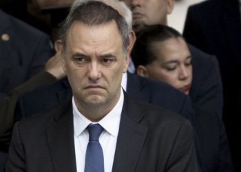 Ya declaran las jubiladas de los USD 200 mil y ponen a Adorni ante otra prueba delicada