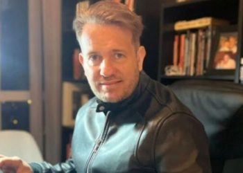 El biógrafo de Milei, Nicolás Márquez, fulmina a Adorni y ya dudan si llegará al Congreso