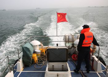 China avanza sobre la pesca argentina y crece la alarma por permisos, empresas y control estatal