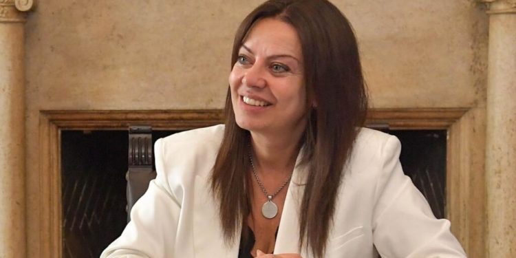Pettovello cortó por lo sano y marcó una línea ante el escándalo de los créditos del Banco Nación. Echo a su jefe de Gabinete. Fin