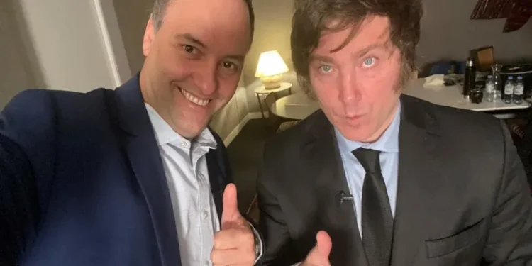 Milei blindó a Adorni ante el Gabinete “No lo voy a ejecutar para ganar la elección” dijo: malestar interno y tensión política en Casa Rosada
