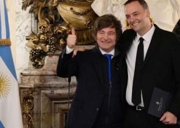 Milei cae en el ranking regional y el Gobierno enfrenta otra señal de desgaste político. Del puesto 8 al 16