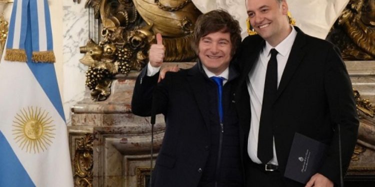 Milei cae en el ranking regional y el Gobierno enfrenta otra señal de desgaste político. Del puesto 8 al 16