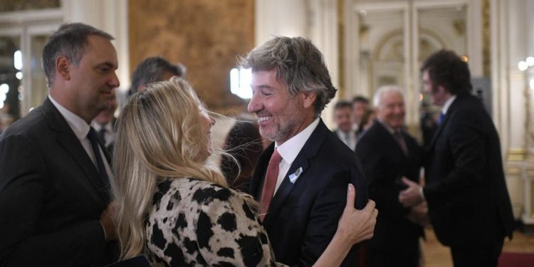 El Gobierno acelera una nueva tanda de pliegos judiciales para más de 100 cargos claves. Candidatos con causas sensibles