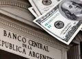 Dólares en alza, pero reservas bajo presión: el mercado mira la calle y el riesgo país no cede