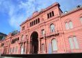 La mesa política expuso la interna más incómoda del Gobierno: Bullrich se fue antes, Caputo faltó y Adorni volvió a “empiojar” todo