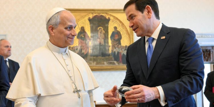 Rubio se reúne con León XIV en el Vaticano y Cuba aparece en la agenda reservada