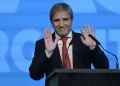 El Gobierno renovó vencimientos por encima del 100% y sumó US$300 millones para afrontar la deuda
