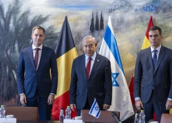 Israel convocó a la representante española y acusó a Sánchez de hipocresía por el caso de la flotilla