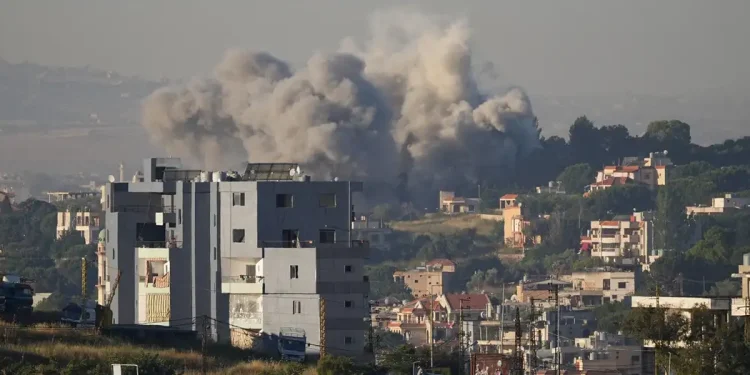 Israel golpea el sur del Líbano tras el rechazo de Hezbolá a la tregua impulsada por Washington