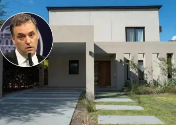 Adorni se fue sin pedir perdón: la carta que desnuda la soberbia de un patan con poder