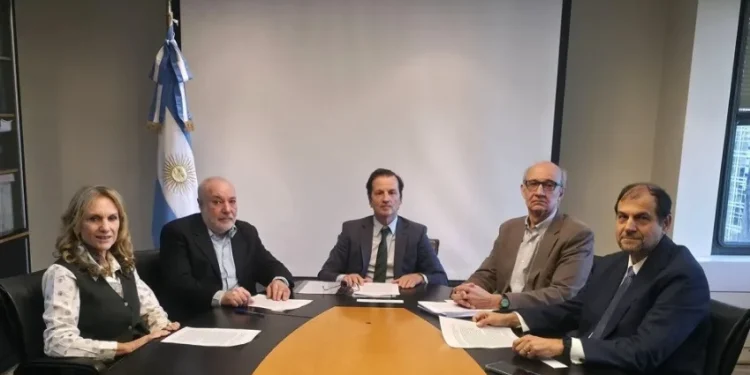 Renunció Lamboglia en el ENRGE y la interna con Nachón, cercano a Techint, expuso el desorden del nuevo regulador energético