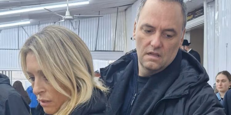 Caso Adorni: piden a la UIF investigar al jefe de Gabinete y a su esposa por posible lavado de dinero