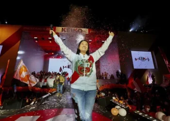 Fujimori queda a las puertas de la Presidencia de Perú tras una “pelea” voto a voto con 44.000 sufragios a favor