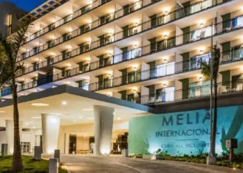 Cuba pierde industria del turismo y cadenas hoteleras: abandonan o reducen operaciones en al menos 42 hoteles