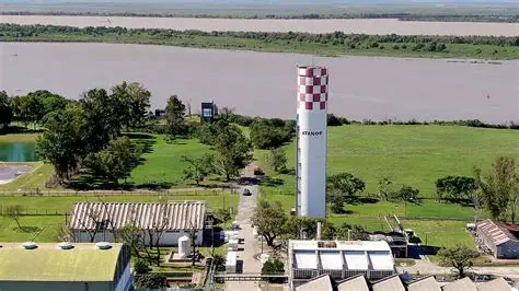 Atanor contaminó de forma irreversible el Paraná: el fallo expone doce años de demora judicial y controles estatales deficientes