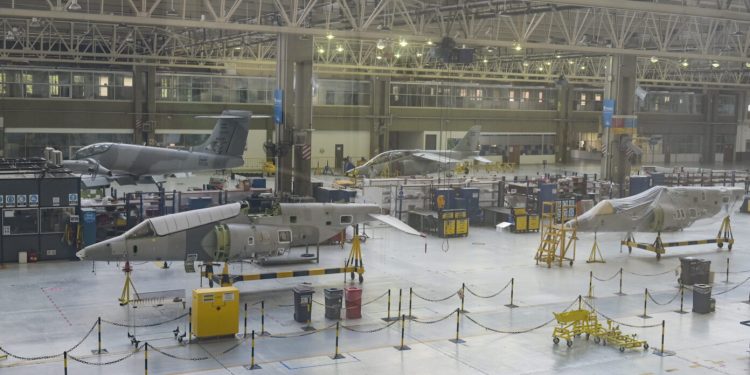 FAdeA, paralizada por salarios y falta de fondos y con cuatro programas aeronáuticos estratégicos bajo amenaza