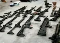 Se decomisó un arsenal que iba a México y expuso otra vez la ruta de armas hacia los carteles