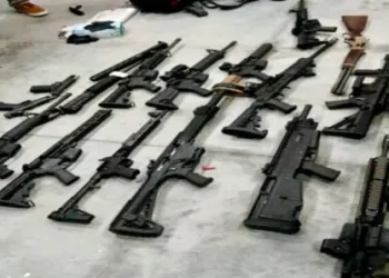 Se decomisó un arsenal que iba a México y expuso otra vez la ruta de armas hacia los carteles
