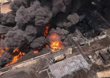 Estados Unidos volvió a golpear a Irán: Teherán informó 14 muertos, atacó bases en el Golfo y Trump habló de negociación