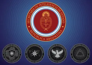 Argentina bajo fuego: Una guerra cognitiva global que el Gobierno todavía parece confundir con una polémica de redes