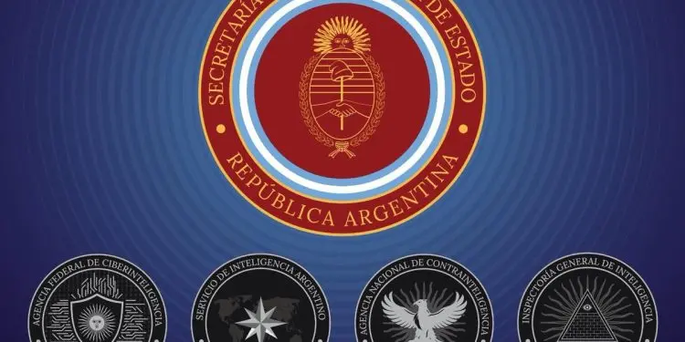 Argentina bajo fuego: Una guerra cognitiva global que el Gobierno todavía parece confundir con una polémica de redes