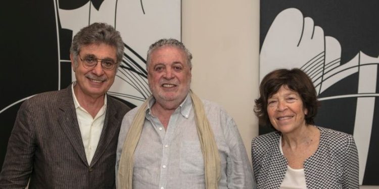 La Cámara permitió que Hugo Sigman declare desde Madrid tras tres postergaciones. Daños y favoritismo en la compra de vacunas