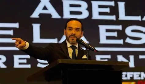 Colombia al borde de una crisis institucional: De la Espriella acusó a Petro de ensayar un golpe y suspendió la transición