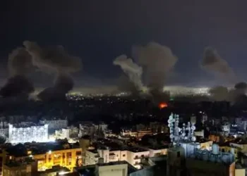 Estados Unidos lanzó su mayor oleada de ataques contra Irán y Trump evalúa una ofensiva todavía más amplia