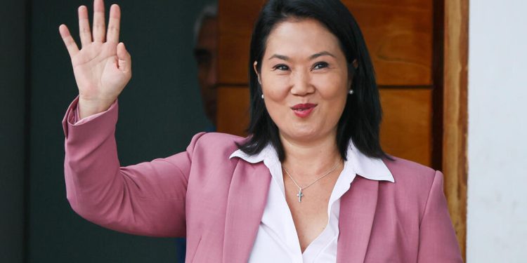Keiko Fujimori entra en la transición y prepara su llegada al poder en Perú