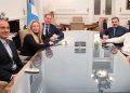 Milei ordena el Gobierno detrás de su reelección y busca un pacto inestable con los gobernadores