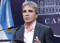 Caputo busca despejar la deuda hasta 2027 y mostrar que el financiamiento está “cerrado”