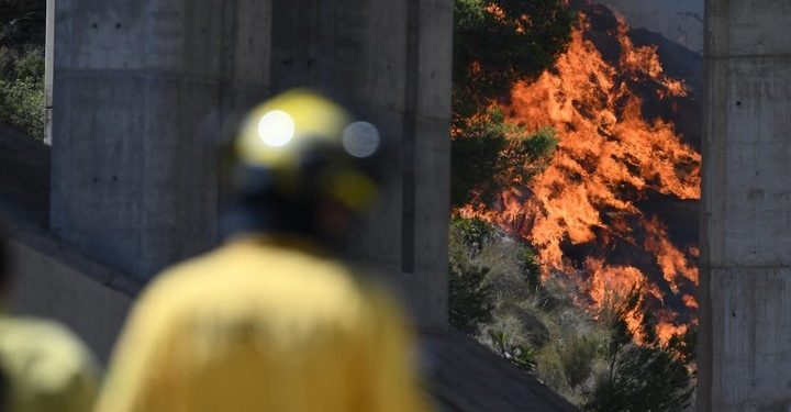 Infierno en Almería: 12 muertos, 23 desaparecidos y más de mil evacuados por el incendio de Los Gallardos