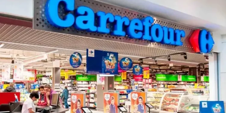 Compran deudas por $4 y después van por los $100. El caso Carrefour