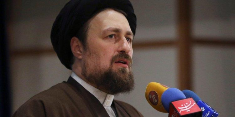 El nieto de Khomeini desafía a los duros y abre una grieta frente a la Guardia Revolucionaria