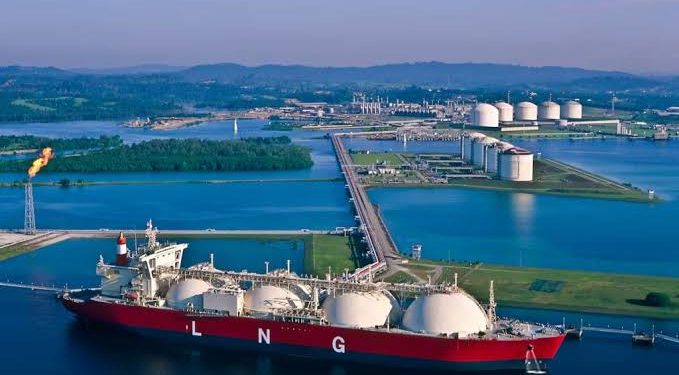 Positivo: Argentina LNG; US$51.000 millones para convertir Vaca Muerta en proveedor global