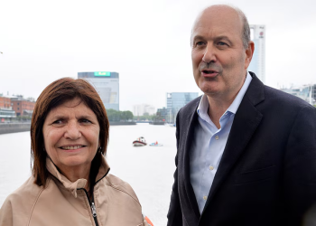 El Gobierno cede ante el rechazo y negocia nuevos límites para aprobar la extranjerización de tierras
