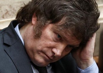 Exclusivo: denuncian a Milei por abuso de autoridad por el trato opuesto a las renuncias de Bailaque y López