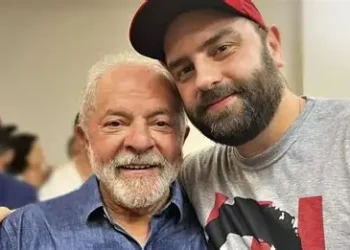 El hijo de Lula acumula investigaciones por tráfico de influencias y complica la campaña presidencial del PT