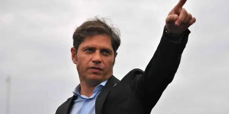 La crisis de la Bonaerense golpea a Kicillof: patrulleros sin nafta, malestar policial y una seguridad que no se arregla desplazando funcionarios