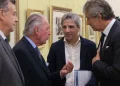 La UIA cruzó a Caputo por sus insultos a la industria y reclamó igualdad de condiciones frente a las importaciones