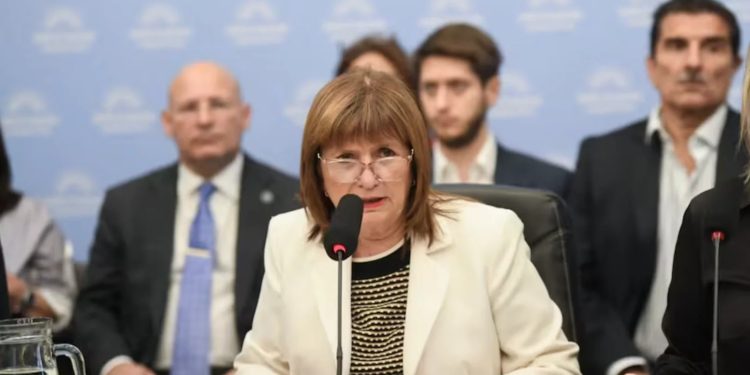 La comunicación del Gobierno volvió a fracasar: tenía argumentos sobre la Ley de Tierras, pero dejó que la oposición impusiera el relato