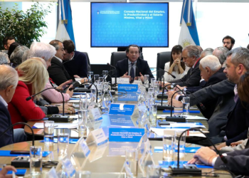 Consejo del Salario roto: gremios pidieron $993.000, empresarios ofrecieron $468.000 y Milei volverá a decidir por decreto