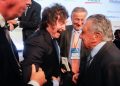 Milei estira hasta 2056 la concesión de su ex empleador y reabre interrogantes sobre Aeropuertos Argentina